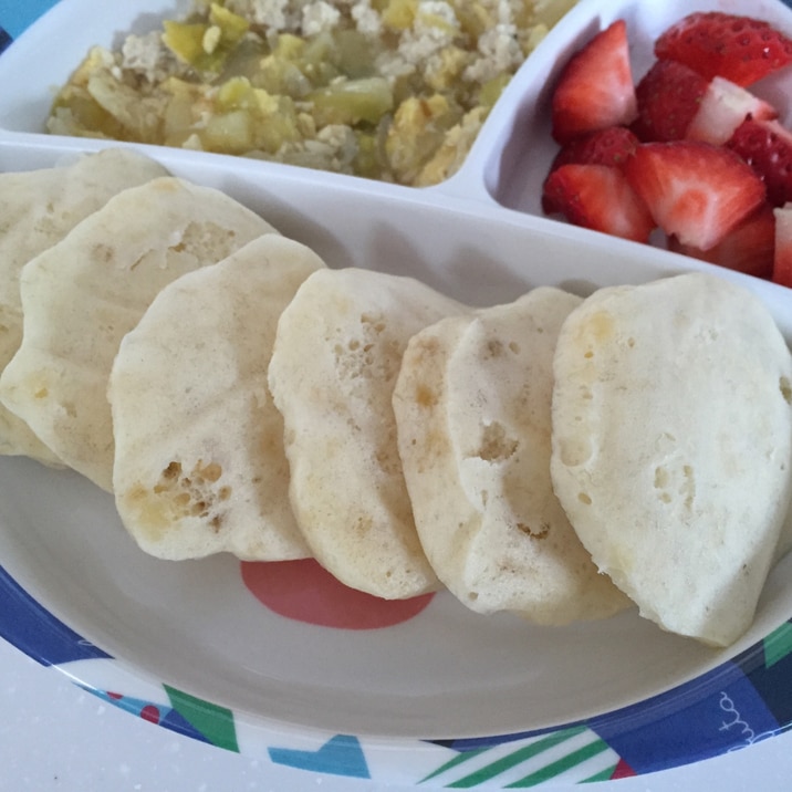 レンジで簡単！バナナのパンケーキ♡離乳食後期